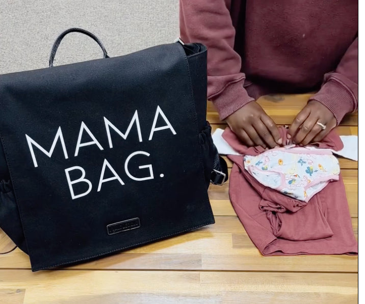 Tutorial on how to create a closed burrito for clothes and to maximize space in diaper bag